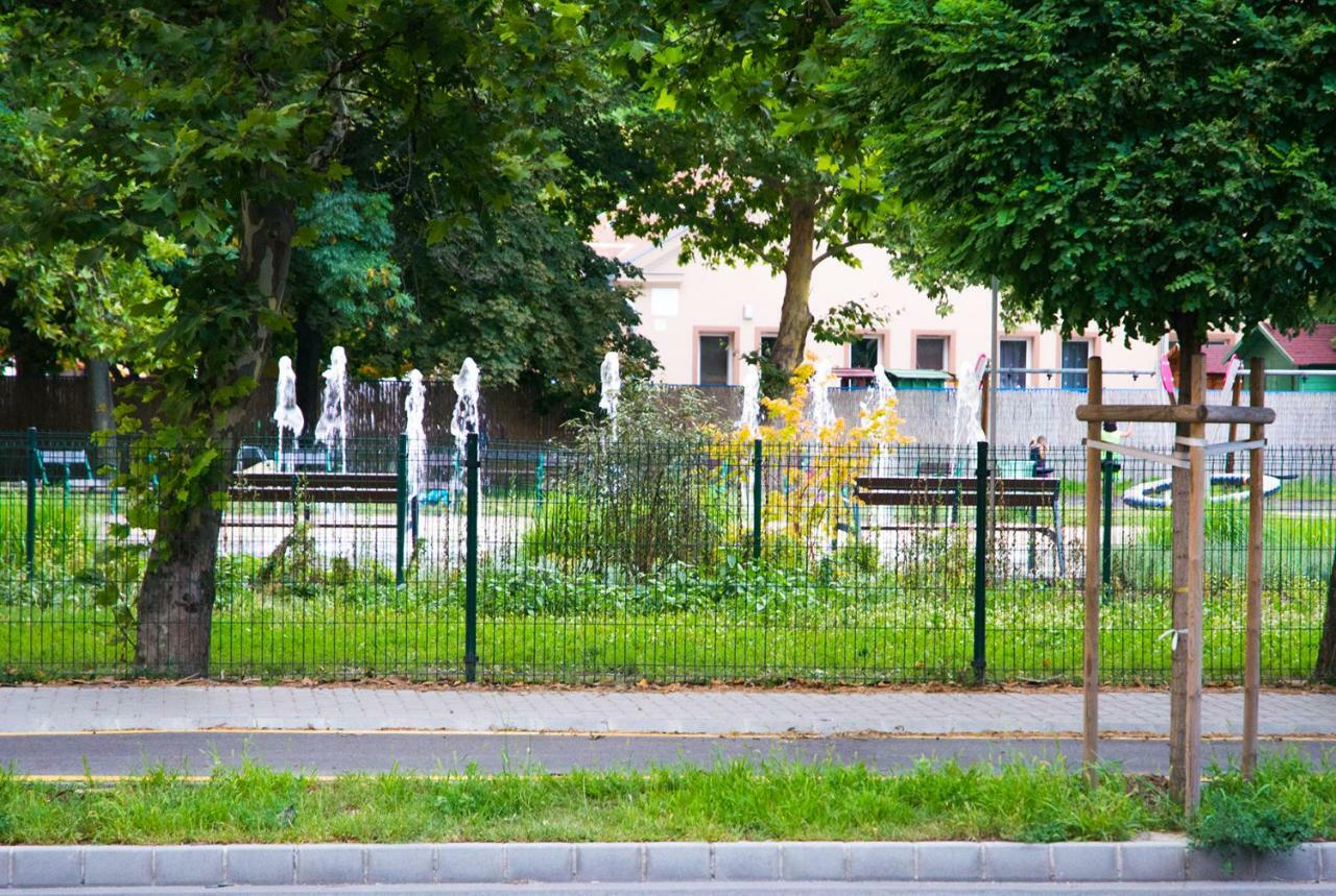 Small Home Budapest Drava Экстерьер фото